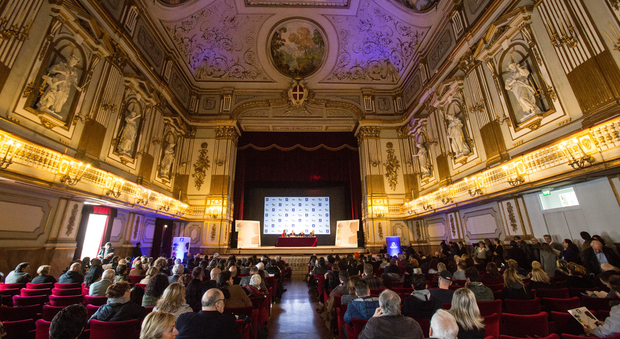 Presentato il Napoli Teatro Festival: 12 sezioni e 44 prime in 40 luoghi