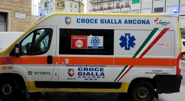 Ancona, provoca il caos alla stazione: 41enne all'ospedale per ubriachezza due volte in un giorno