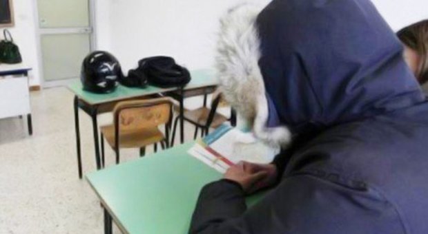 Viterbo, tre scuole al freddo: gli studenti protestano, la Provincia avvia un'indagine