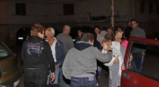 Terremoto in Sannio e Irpinia: 30 scosse Seconda notte con la gente in strada L'assessore: «Niente allarmismi»