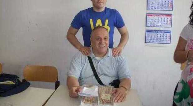 Choc a Salerno, muore a scuola in sala professori l'insegnante di religione