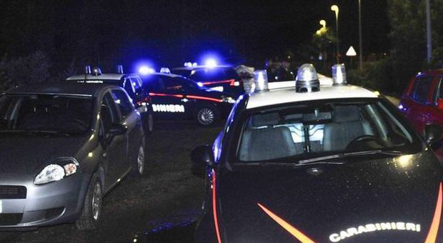 Lucca, ex pugile prende a pugni moglie in attesa e cognato: arrestato