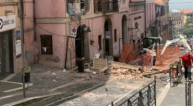 Esplosione a Rocca di Papa, tre indagati: il Comune finisce nel mirino