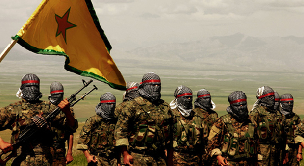 L'alleanza curdo-araba avanza in Siria: strappato all'Isis un giacimento petrolifero