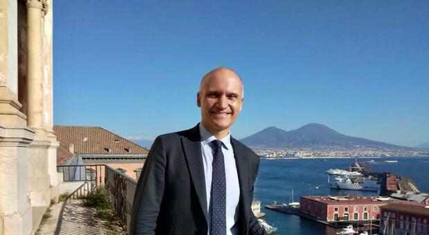 Napoli, il direttore di Palazzo Reale: «Io costretto a fare il vigile devo controllare le targhe»