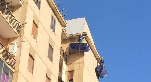 Muratori «spiderman» in azione In Campania edilizia acrobatica