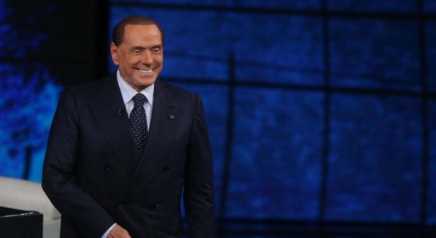 Neo-responsabili, Berlusconi apre agli esclusi dei Cinquestelle