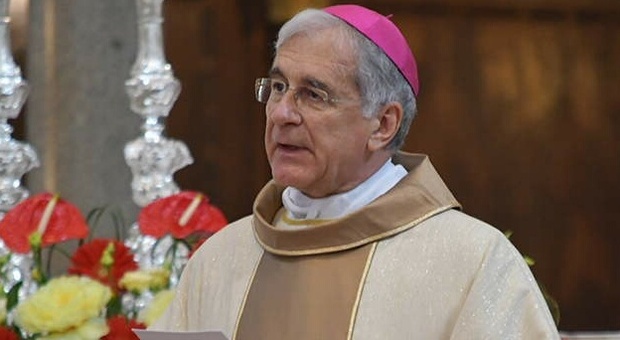 Coronavirus, guarito Boccardo: l'arcivescovo di Spoleto torna a casa