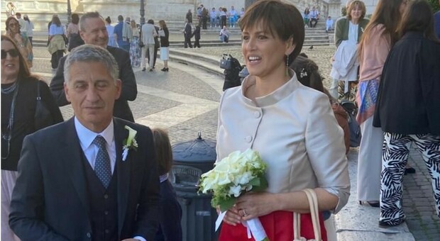 L'assessora Monica Lucarelli sposa in Campidoglio: le nozze con Paolo Aielli