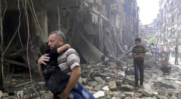 «Aleppo, è guerra sporca: usati i gas per uccidere»