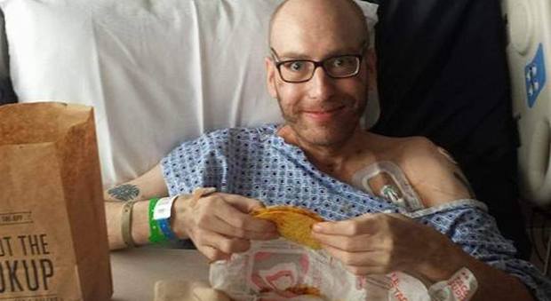 Jake Booth, sveglio dopo 48 giorni di coma (Facebook)