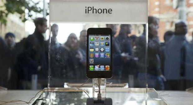 iPhone 5, negli Emirati è pronta la versione oro a 4.500 dollari