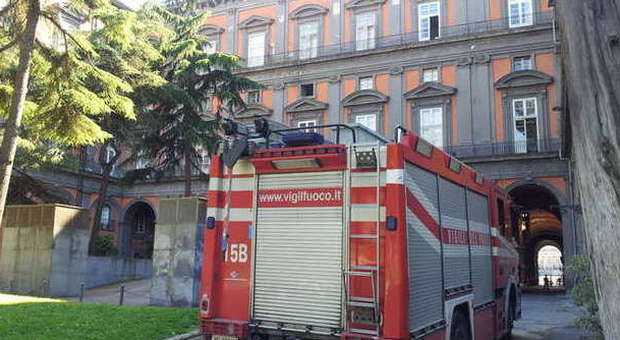 Napoli, fumo dentro Palazzo Reale. Vigili del fuoco sul posto. Proveniva da una cabina elettrica