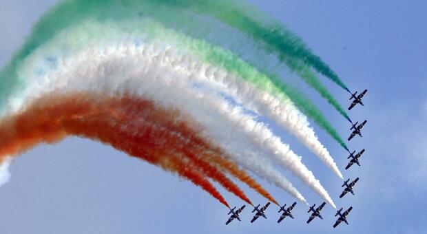 Le frecce tricolori sui cieli di Treviso il 7 aprile