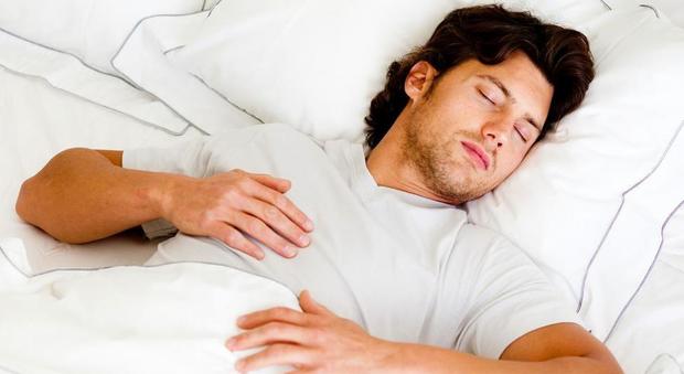Le 11 regole per dormire bene quando si hanno poche ore a disposizione