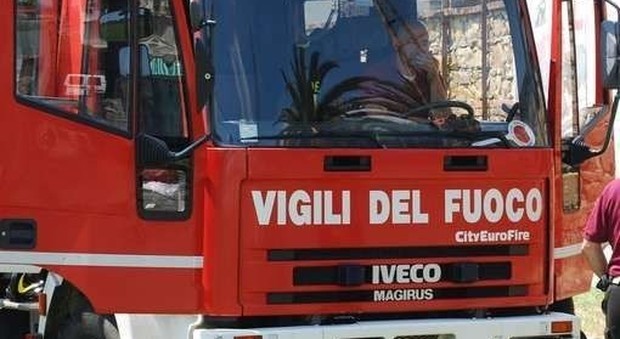 Urbino, incendio "sfratta" famiglia Danneggiata anche la casa vicina