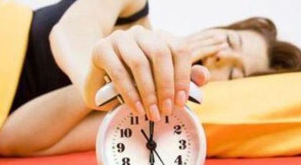 Dormire poco o passare 24 ore svegli può avere effetti letali sulla salute