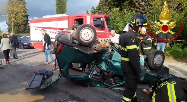 Moto contro auto a Montecalvo, un uomo e una donna feriti gravi