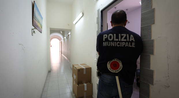 Movida a Napoli, multati 13 commercianti