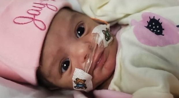 Coronavirus, morta neonata: la "principessa guerriera" era figlia di un vigile del fuoco