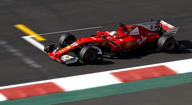 Gp del Messico, super Vettel: pole position davanti a Verstappen