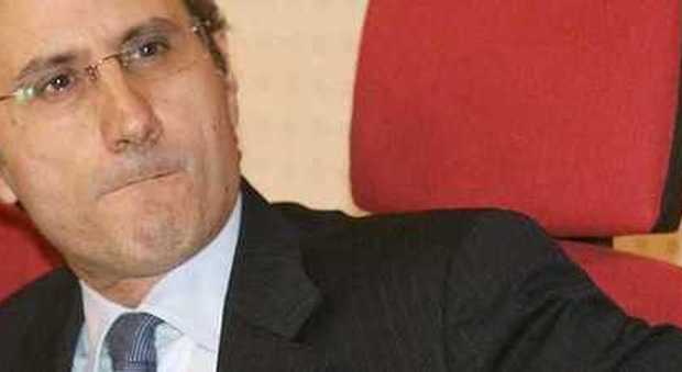 Caldoro: «De Luca commissario non aumenti gli stipendi»