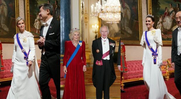 Re Carlo, lo sfarzoso ricevimento a Buckingham Palace: dai look al menu. Kate divina con la tiara della Regina Madre, Camilla in rosso omaggia Elisabetta