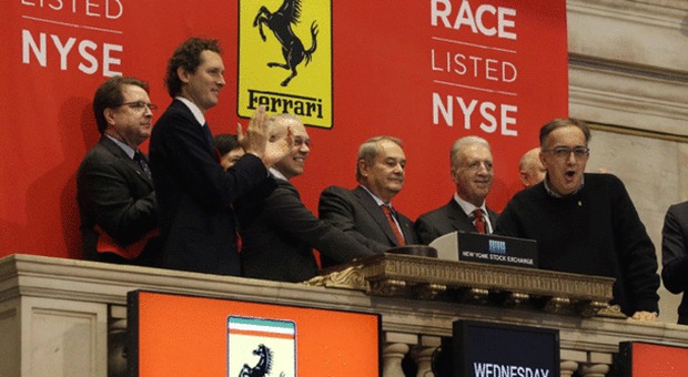 Il team Ferrari dà spettacolo a Wall Street