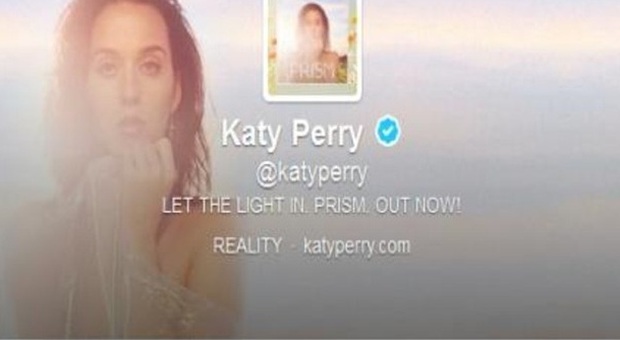 Katy Perry scalza Justin Bieber dal trono: con 46 milioni di follower è lei la regina di Twitter