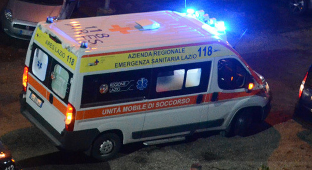 Roma, in auto contro un palo: morto a 41 anni a Tor Bella Monaca