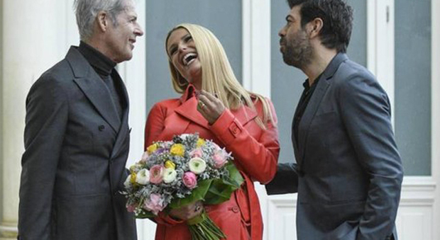 Sanremo 2018; Claudio Baglioni e le luci alla Barbara D'Urso, la scelta di non rispondere alle provocazioni di Striscia. L'arrivo delle prezzemoline tv