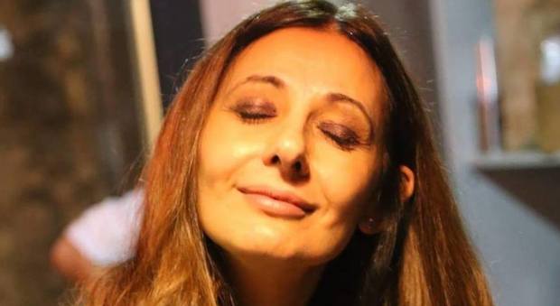 Morta Anna Zegarelli: la giornalista è stata colta da malore in redazione a 52 anni