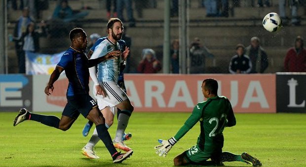 Super Higuain non si ferma più: gol anche con l'Argentina