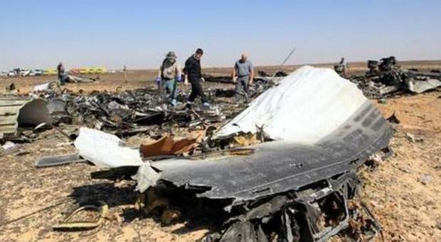 Aereo Sinai, i servizi russi: «Bomba artigianale a bordo, è stato un atto terroristico»