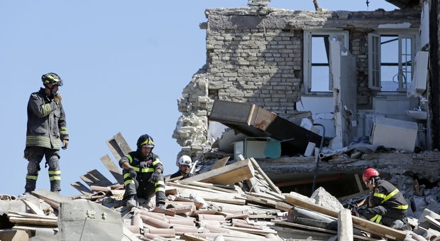 Terremoto, la Procura avverte: indagati anche i terremotati