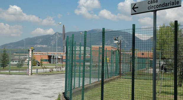 Terni, piano di mini-sfollamento dei detenuti e più personale: gli impegni del provveditore D'Andria