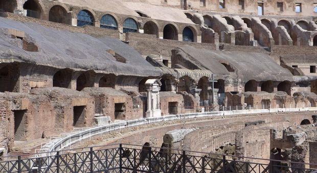 Colosseo, svelata per papa Francesco l'antica stazione della Via Crucis