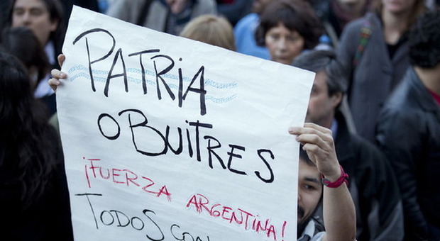Argentina a un passo da un nuovo crack. Per S&P è già default
