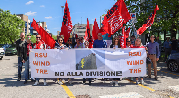 Sciopero lavoratori WindTre a Mestre, le preoccupazioni per una speculazione finanziaria