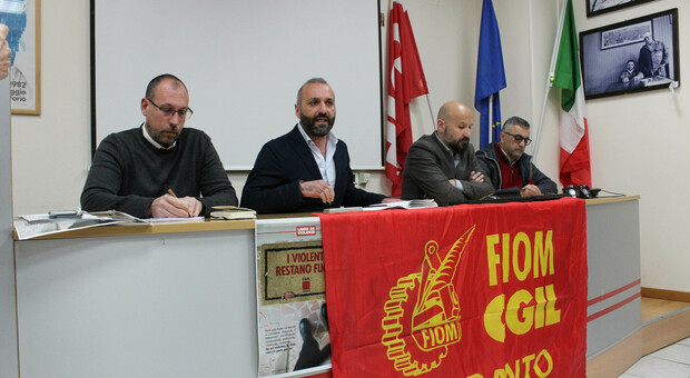 La conferenza stampa della Fiom Cgil (foto Studio Ingenito)