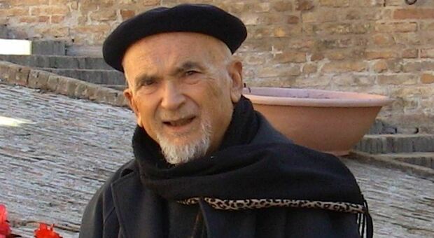 È morto padre Floriano Grimaldi, domani l ultimo saluto a Recanati