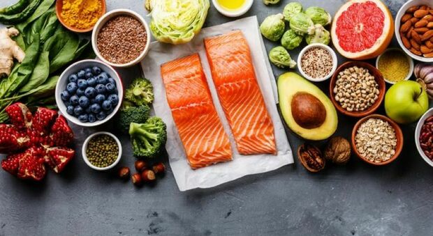 Dieta post Pasqua, il nutrizionista: «Dimagrire 2 chili in 10 giorni: consigli ed errori da non fare»