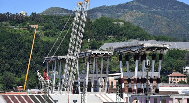 Ponte Morandi, fuga di gas nel cantiere: area evacuata