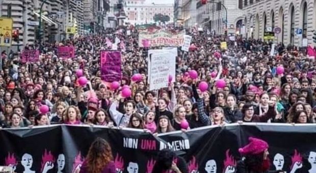 Non una di meno, oggi la marcia delle donne a Roma: «Saremo rivolta»