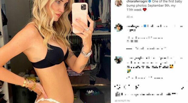 Chiara Ferragni incinta mostra il pancino sui social, i followers ironizzano: «Io dopo un bicchiere d'acqua»