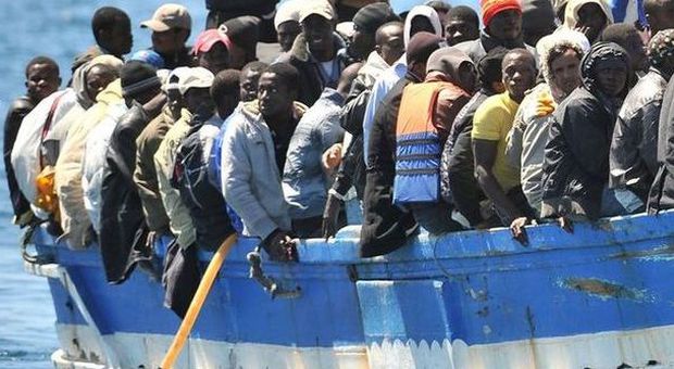 Immigrazione, gruppi armati libici dietro gli sbarchi sulle coste italiane