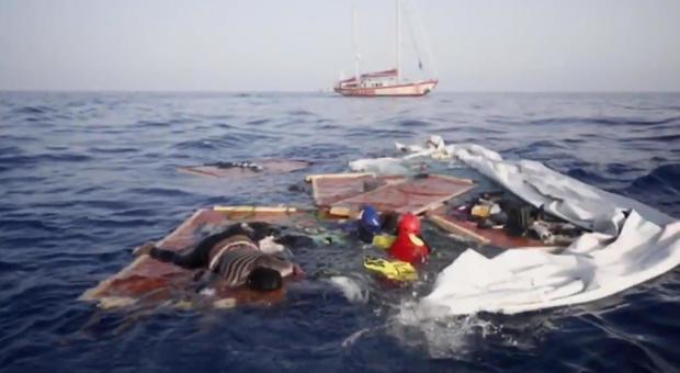 Morti in mare in Libia, testimone tedesca sulla motovedetta: quando siamo andati via erano tutti salvi