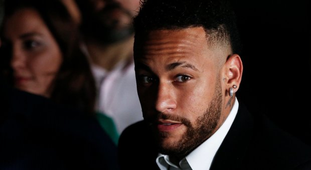Neymar, proseguono i contatti per un ritorno al Barcellona