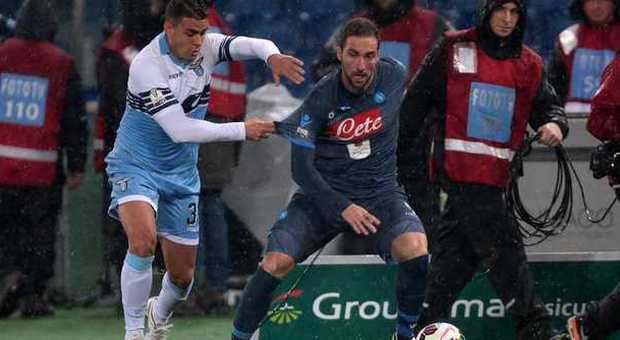 Lazio-Napoli. Cori dagli spalti contro Napoli e i napoletani