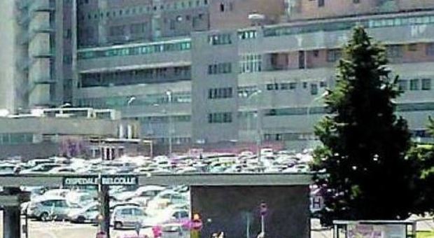 Neonata morta, i periti: «Troppo tardi il cesareo» Al processo due ginecologi di Belcolle